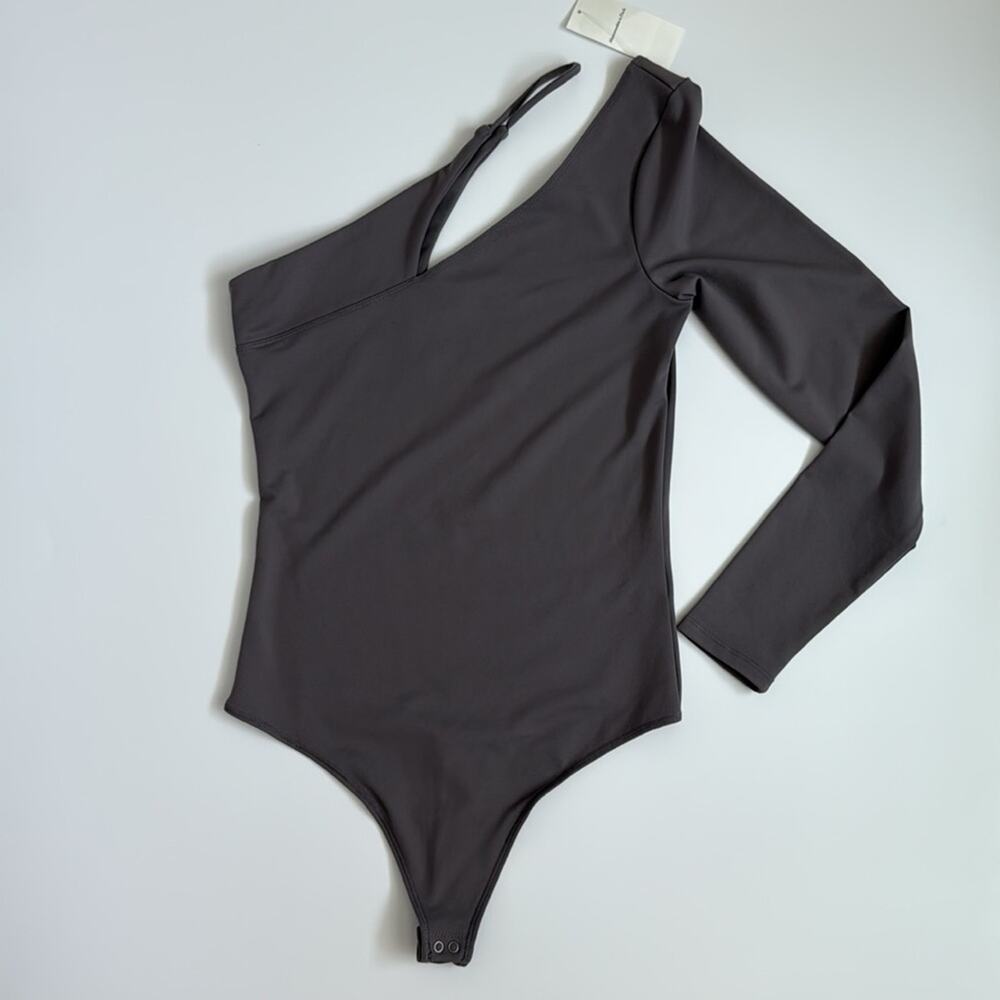ABERCROMBIE & FITCH asymmetrical one-shoulder seamless fabric bodysuit small